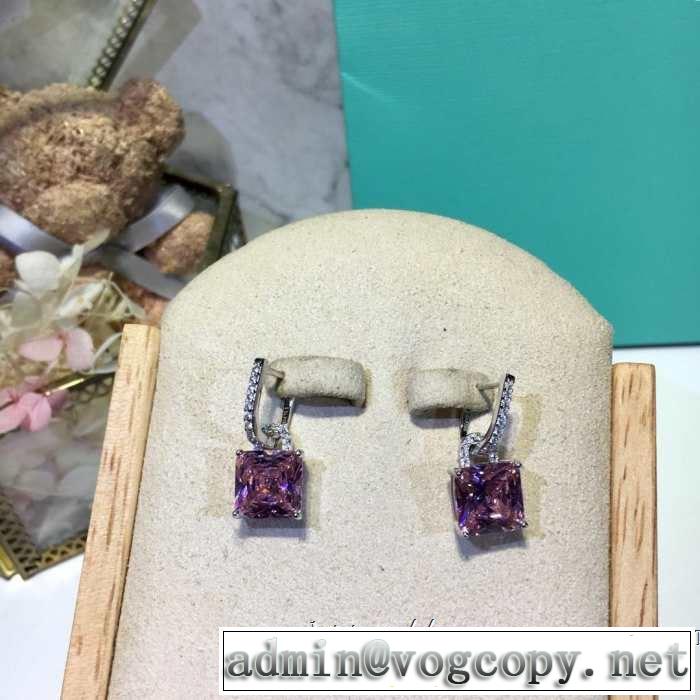 リラックス感のあるゆったり ピアス ティファニー 《2019年》今、注目のストリート Tiffany&Co 今年春夏ファション流行り