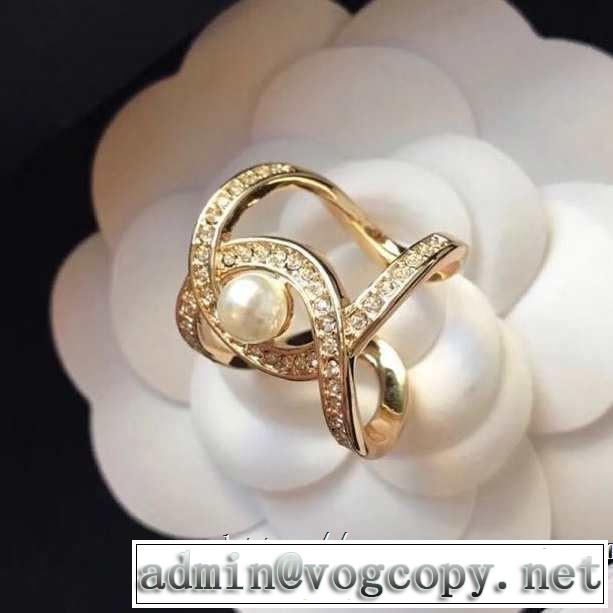 リング/指輪 暑い今こそ活躍させたい！ CH 洗練されたスタイル CH 2019SSのトレンド商品 