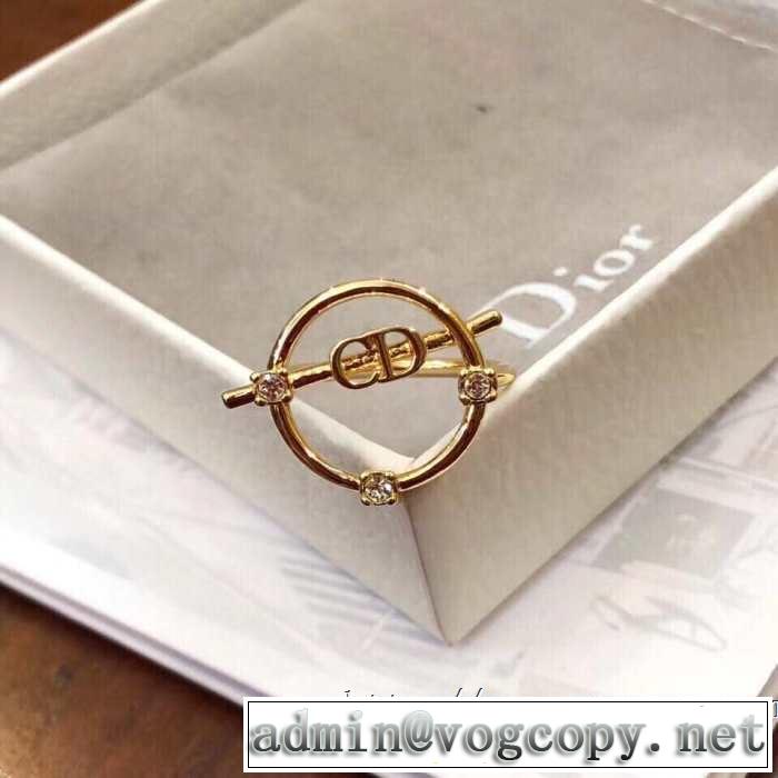 ディオール DIOR 夏っぽさ新作アイテム 2019春夏トレンドアイテム リング/指輪 着るだけで上品なスタイル