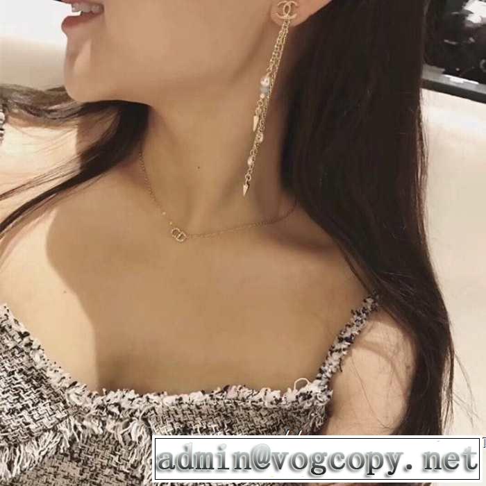 2019夏色っぽさ ディオールオシャレアイテム  DIOR イヤリング おしゃれデザインも大人気