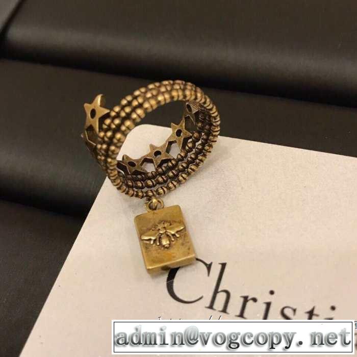 クールな印象を引き立て ディオール DIOR グッと大人っぽい印象に 2019年の夏のマスト リング/指輪