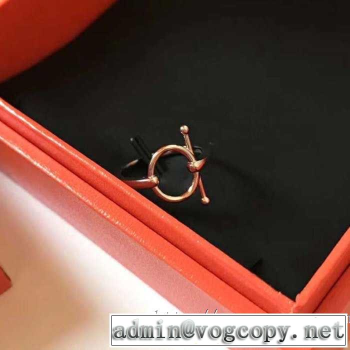 春夏のトレンドアイテム エルメス HERMES 上品な涼やかさある印象に リング/指輪 2019春夏の大注目トレンド