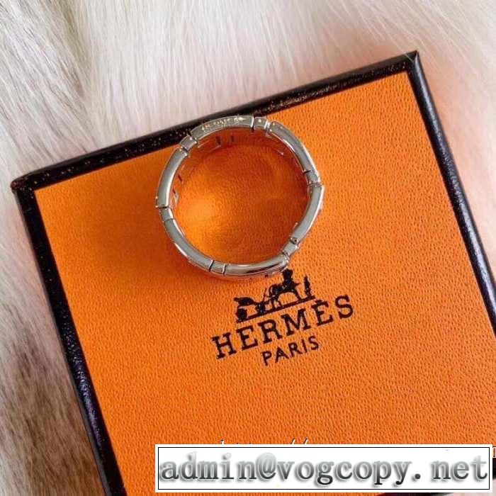 季節感をプラス人気商品 リング/指輪 今から夏まで活躍する エルメス HERMES 2019春夏も引き続きトレンド