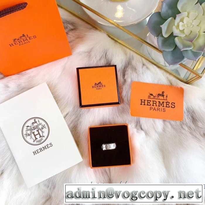 季節感をプラス人気商品 リング/指輪 今から夏まで活躍する エルメス HERMES 2019春夏も引き続きトレンド