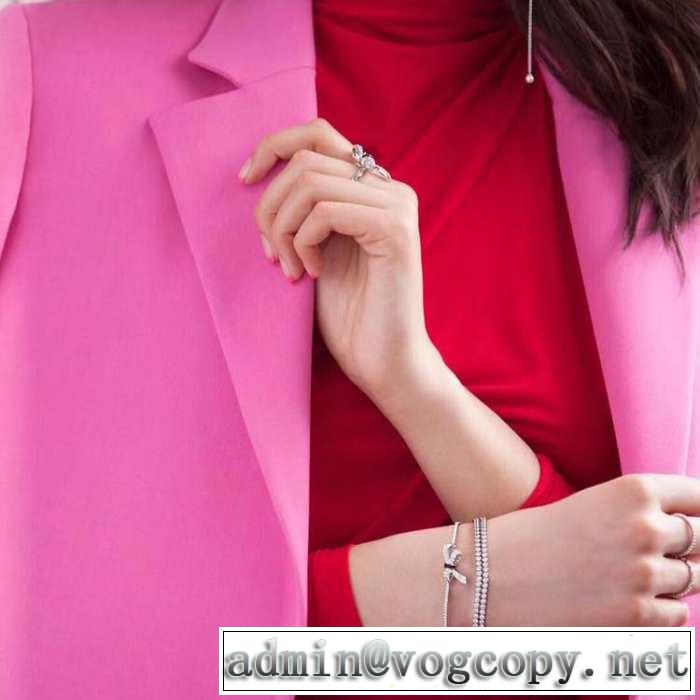 2019年春夏のトレンドアイテム 大人の可愛さを引き立て スワロフスキー SWAROVSKI 指輪