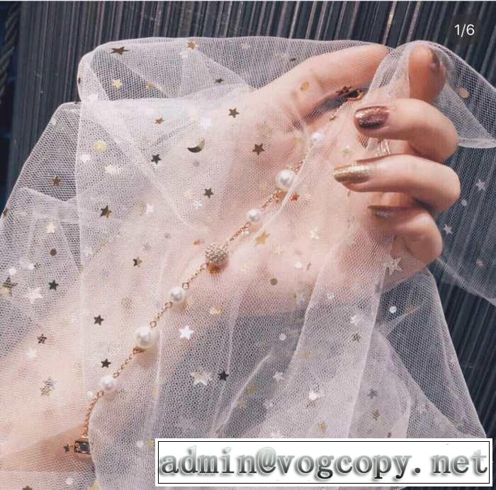 今期のトレンド定番アイテム スワロフスキー SWAROVSKI ブレスレット 2019春夏トレンドアイテム