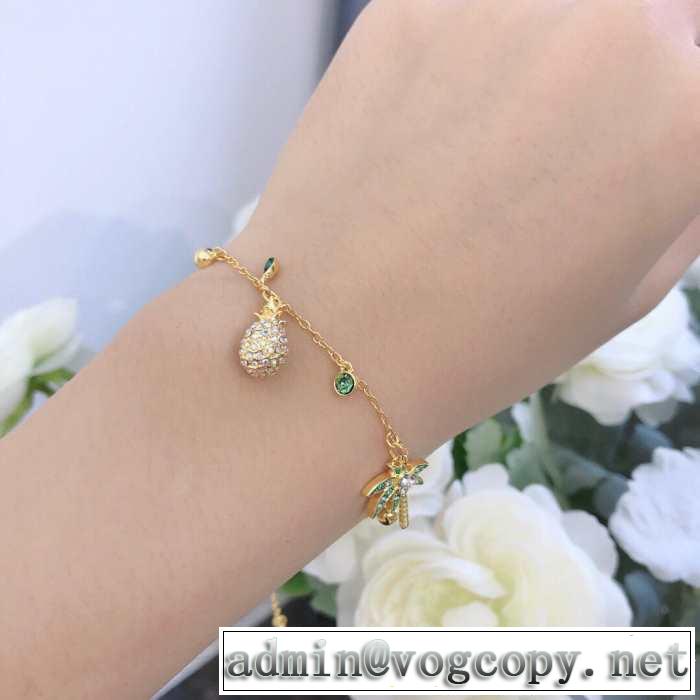 ブレスレット 2019年最新ファッション 春夏シンプルファッションでOK！ スワロフスキー SWAROVSKI