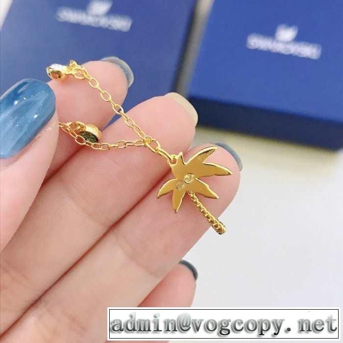 ブレスレット 2019年最新ファッション 春夏シンプルファッションでOK！ スワロフスキー SWAROVSKI