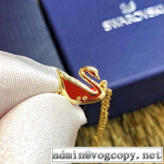 2019春夏も引き続きトレンド スワロフスキー SWAROVSKI ブレスレット 目を引く春夏トップス