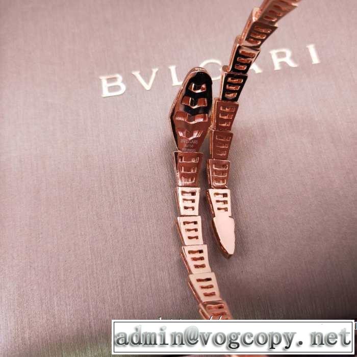 夏らしい抜け感を演出し ブルガリ 2019年春夏シーズンの人気 BVLGARI ブレスレット ぐっと鮮度がアップ 2色可選
