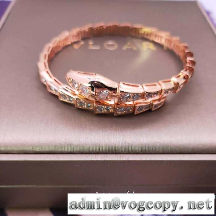 夏らしい抜け感を演出し ブルガリ 2019年春夏シーズンの人気 BVLGARI ブレスレット ぐっと鮮度がアップ 2色可選