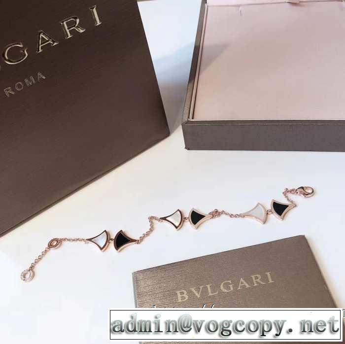 ブルガリ BVLGARI トレンド感があって涼しげ ブレスレット 2019年夏の一押しファッションアイテム