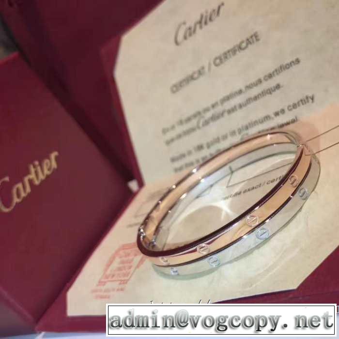 おしゃれな夏ファッション2019カルティエ CARTIER 季節感のあるファッション ブレスレット 気持ちいい真夏日にぴったり