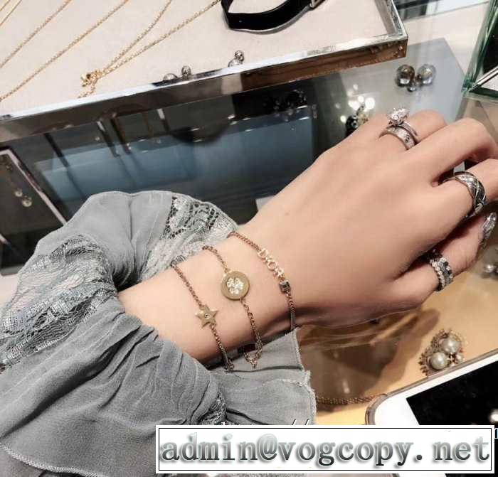 2019春夏も引き続き人気セール ディオール DIOR オシャレな印象に ブレスレット 夏らしい爽やかさ