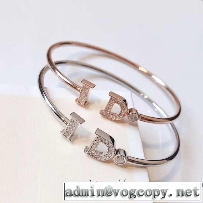2色可選 きちんと感が抜群 ディオール DIOR 2019年の夏のマスト ブレスレット  夏らしい季節感