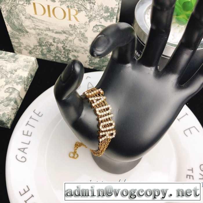 リラックス感のあるゆったり ディオール DIOR 夏のコーデには欠かせない ブレスレット 2019夏ファション新品