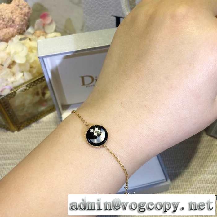ブレスレット 春夏のトレンドアイテム ディオール2019春夏の大注目トレンド DIOR  2色可選 大胆なデザイン