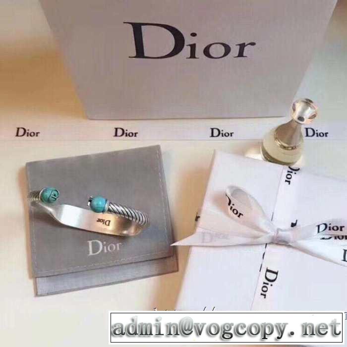 ディオール DIOR キレイめ感が強い ブレスレット甘過ぎず大人な印象に 春夏の流行り2019新品