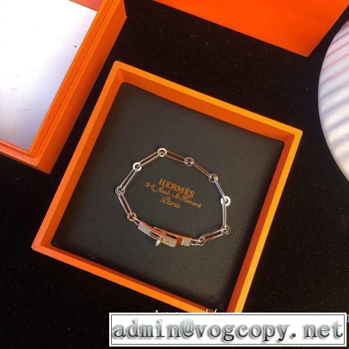 オシャレ印象で人気の高い  2019即旬な装いに エルメス HERMES ブレスレット きちんと感が抜群