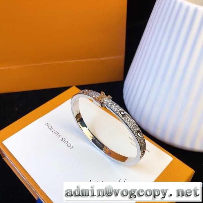着回し力も抜群です！ ルイ ヴィトン LOUIS VUITTON 《2019年》今、注目のストリート  ブレスレット爽やかな色合い