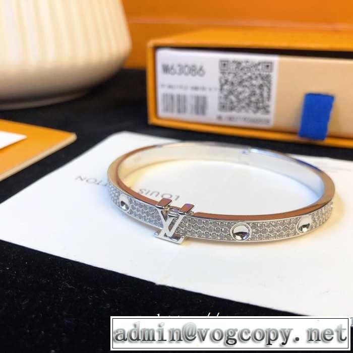 着回し力も抜群です！ ルイ ヴィトン LOUIS VUITTON 《2019年》今、注目のストリート  ブレスレット爽やかな色合い