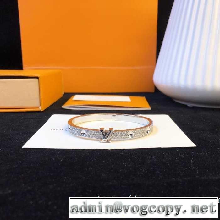 着回し力も抜群です！ ルイ ヴィトン LOUIS VUITTON 《2019年》今、注目のストリート  ブレスレット爽やかな色合い