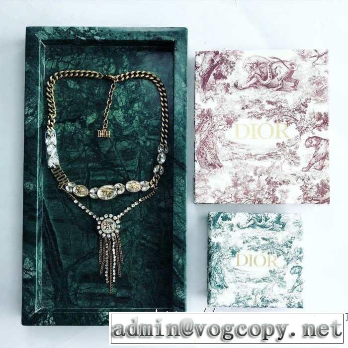 一気にトレンド感満載な着こなし 春夏の流行り2019新品 ディオール DIOR ネックレス