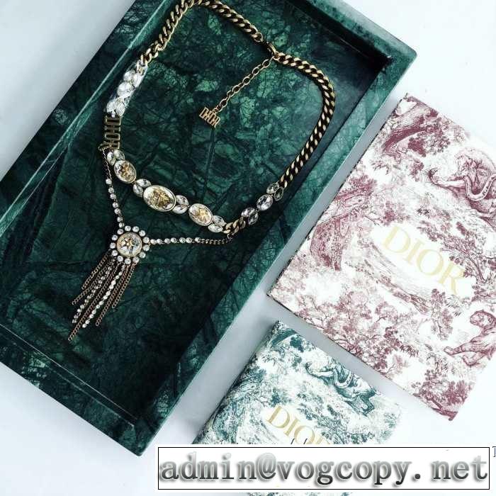 一気にトレンド感満載な着こなし 春夏の流行り2019新品 ディオール DIOR ネックレス