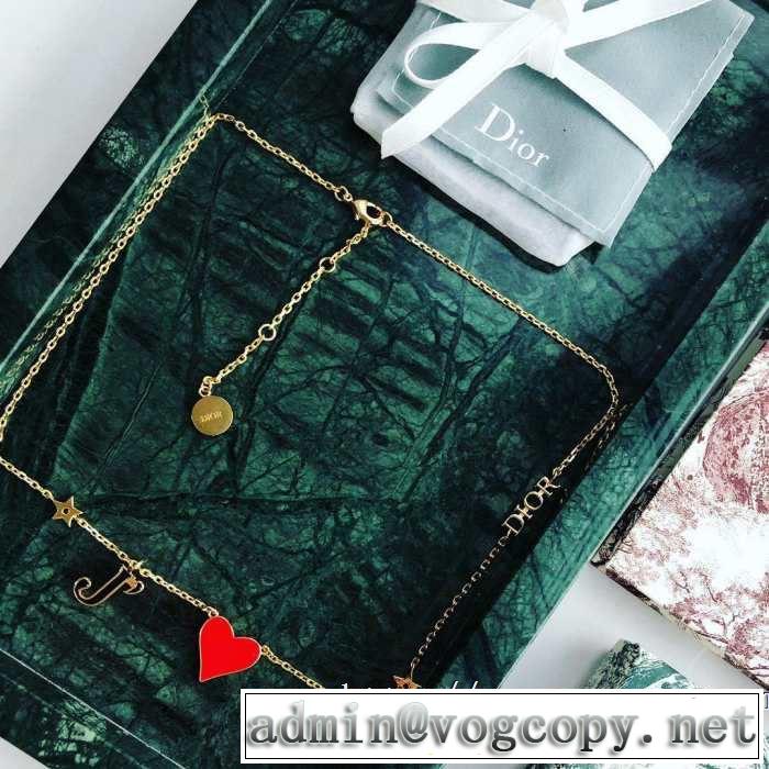 ネックレス 大人カジュアル夏ファッション2019 魅力的なカラー使い ディオール DIOR