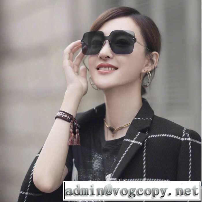 【2019年】夏のファッション ディオール DIOR ネックレス 暑い今こそ活躍させたい！