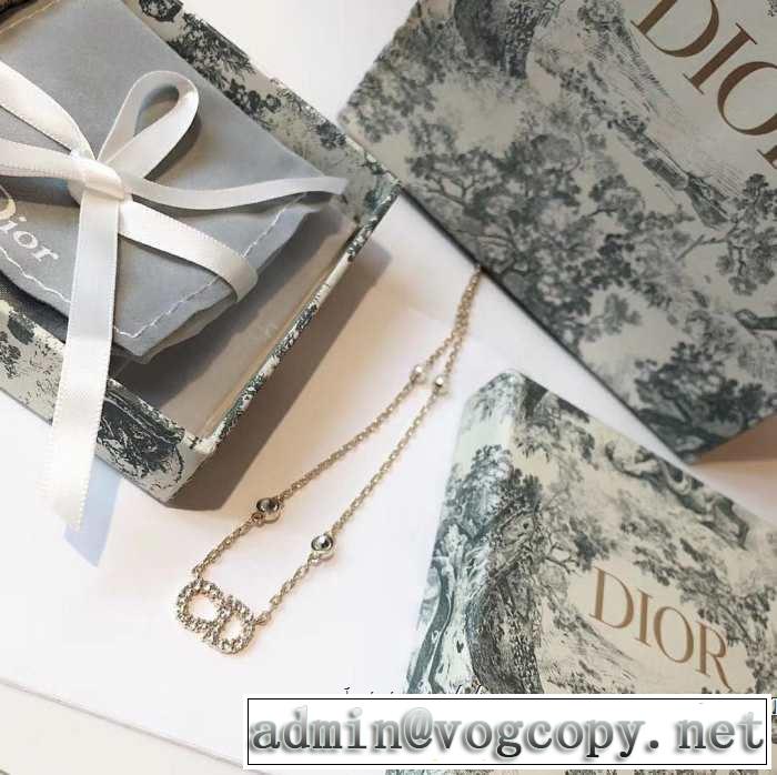 2019年春夏流行ファッション 大人の可愛さを引き立て ディオール DIOR ネックレス