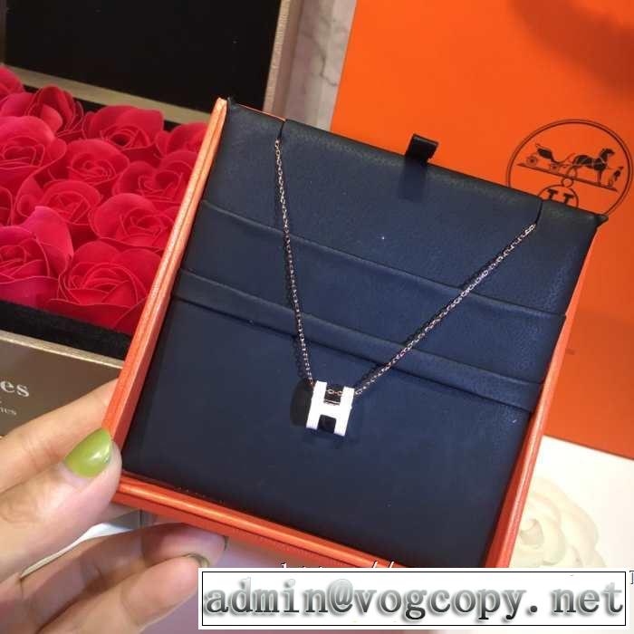 エルメス HERMES ネックレス 春夏アイテムから新たに登場！ 海外セレブが注目アイテム