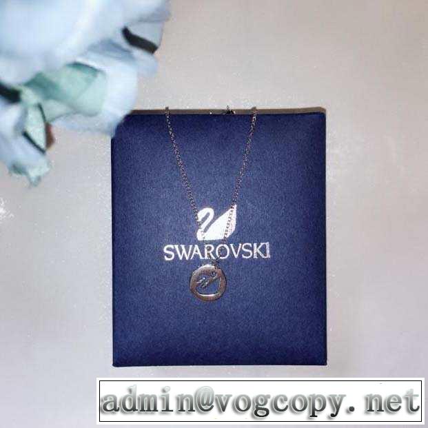 ネックレス 2色可選 注目度が高まり最新コレクション 2019年の夏のマスト スワロフスキー SWAROVSKI