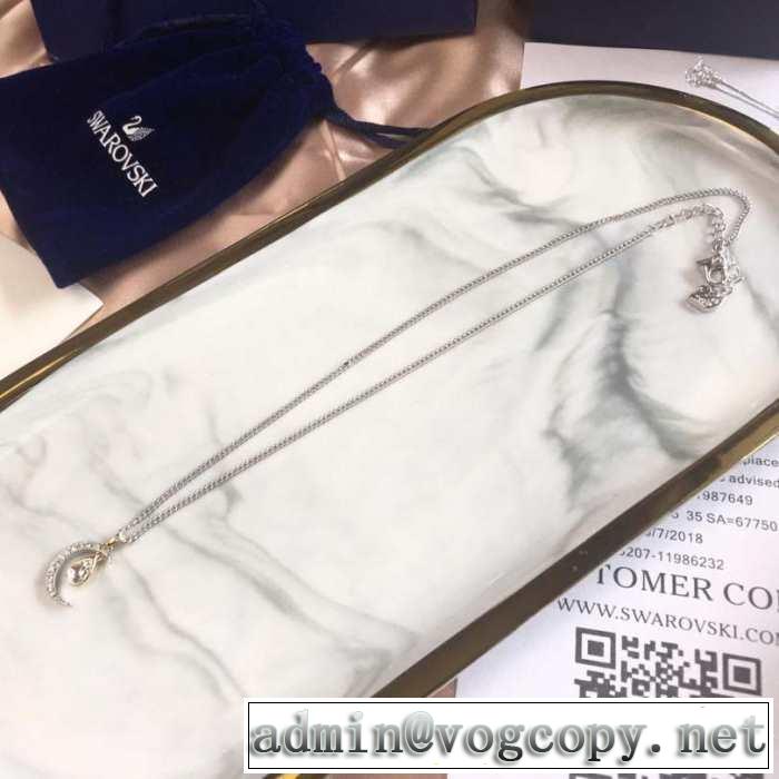 スワロフスキー SWAROVSKI ネックレス 大人カジュアル夏ファッション2019 主張性もカジュアルさ