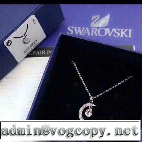 スワロフスキー SWAROVSKI ネックレス 大人カジュアル夏ファッション2019 主張性もカジュアルさ