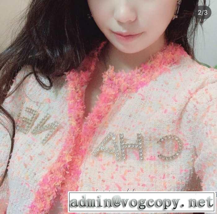 2019春夏は人気定番 CH CH ブローチ 2色可選 おしゃれデザインも大人気