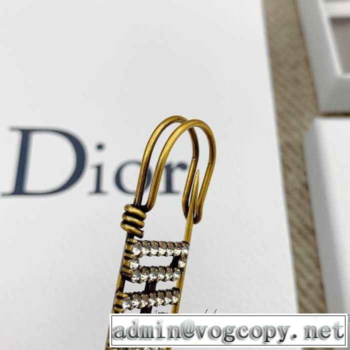 ブローチ 2019年SSトレンド新品登場 春夏ファショントレンドアイテム ディオール DIOR