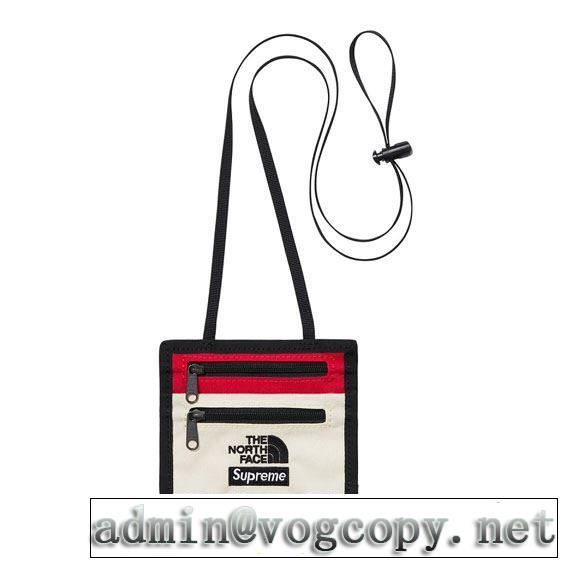 今風の着こなし新品 Supreme TNF Expedition Travel Wallet 2019春夏は人気定番 ショルダーバッグ 3色可選