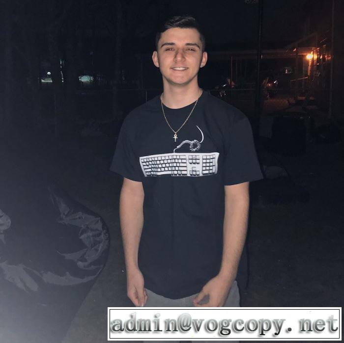 夏おすすめ人気ブランドアイテム Supreme 19ss Keyboard TEE Tシャツ/半袖 2色可選 特に夏は人気アイテム