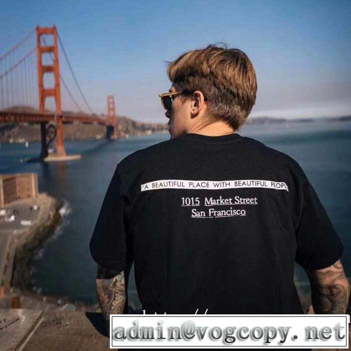 シュプリーム 2019秋冬トレンドアイテム SUPREME 今年注目な新品セール 半袖Tシャツ 秋冬とれんど新品目立ち