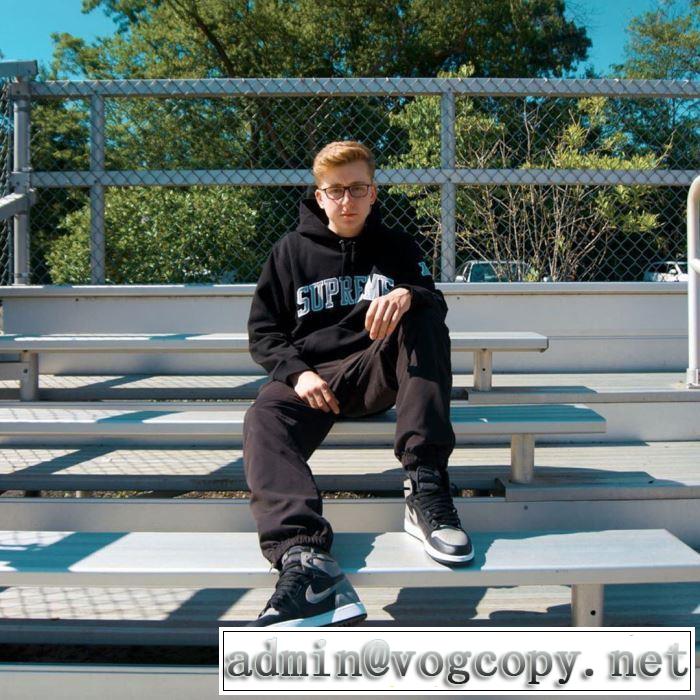 2019年秋冬に欠かせない Supreme NFL x Raiders x &x27;47 Hooded Sweatshirt  2色可選  パーカー 今から取り入れられるトレンド