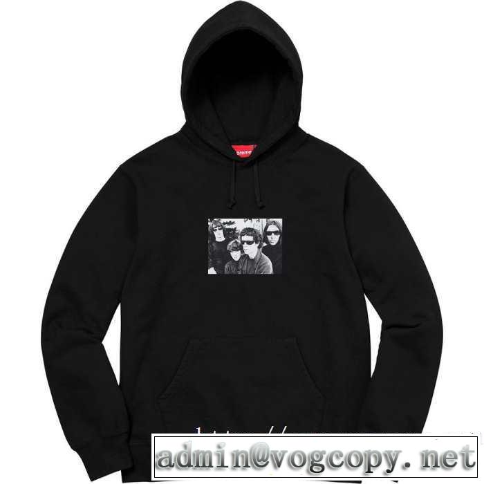 シュプリーム 秋ファションのトレンド SUPREME 一番おしゃれ秋冬トレンド パーカー 2019秋に注目したい