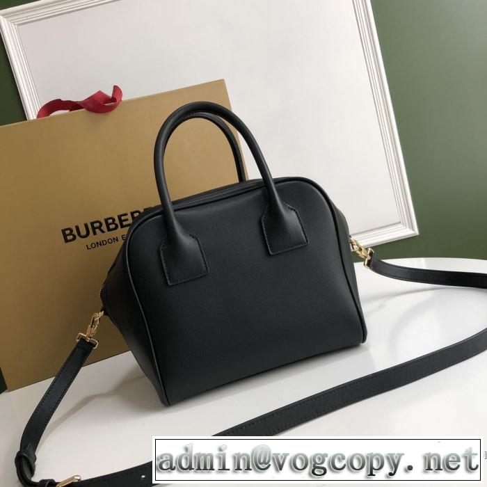 レディースバッグ スタイルUPして着こなす  バーバリー 2019年春夏のトレンドアイテム BURBERRY おしゃれな大人の着こなし 