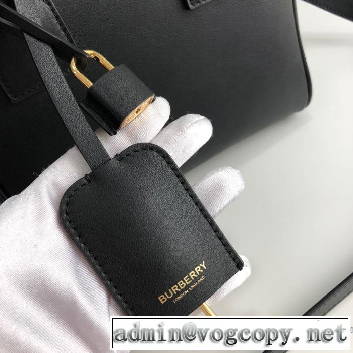 レディースバッグ スタイルUPして着こなす  バーバリー 2019年春夏のトレンドアイテム BURBERRY おしゃれな大人の着こなし