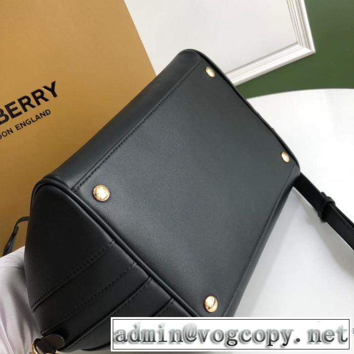 レディースバッグ スタイルUPして着こなす  バーバリー 2019年春夏のトレンドアイテム BURBERRY おしゃれな大人の着こなし