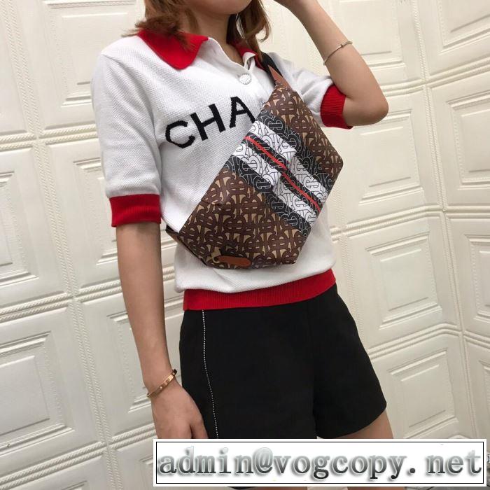 キレイめ感が強い  風通しの良いフレア バーバリー BURBERRY今旬のシルエットバランス ウエストポーチ