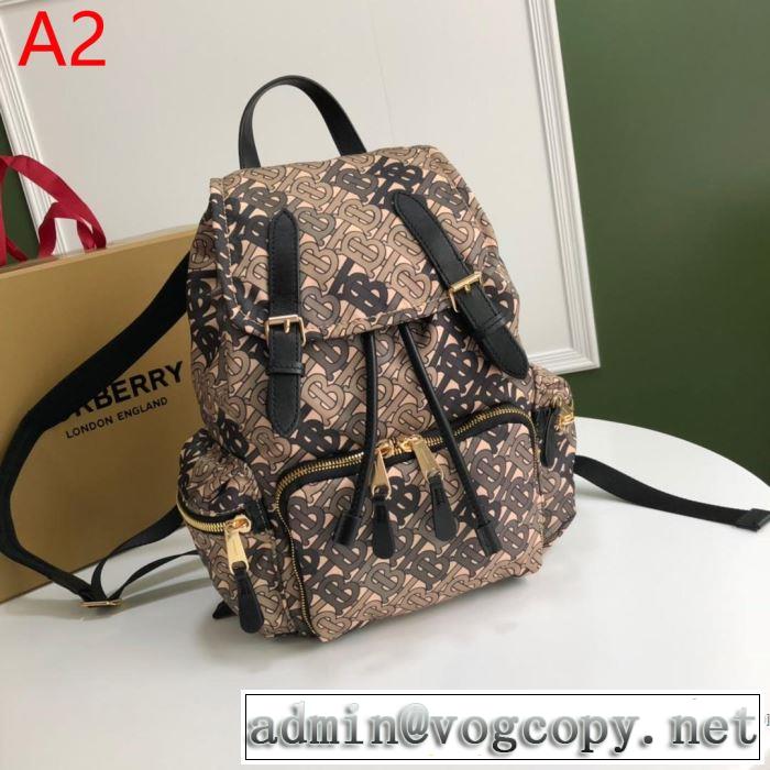 気持ちいい真夏日にぴったり リュック 清潔感のある肌見せ  バーバリー BURBERRY おしゃれな夏ファッション2019
