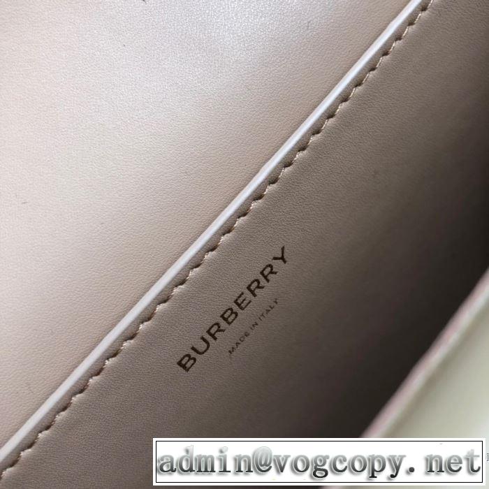 素敵カジュアルの春夏コレクション レディースバッグ  新作コレクションを見る バーバリー BURBERRY 2019年の春夏に着たい