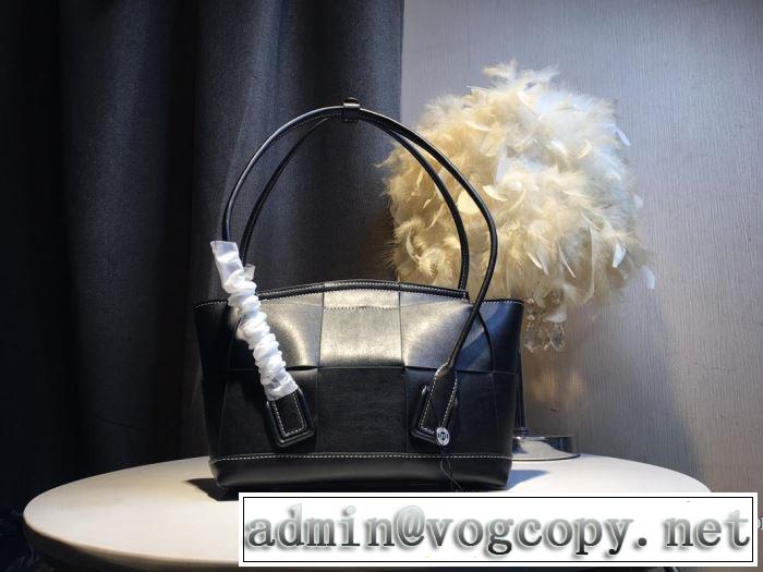 《2019年》今、注目のストリート ボッテガ ヴェネタ 爽やかな色合い BOTTEGA VENETA  レディースバッグ 素敵なスタイルで夏の定番 多色選択可