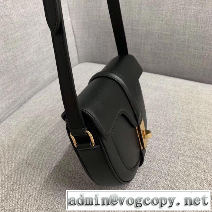 多色選択可  大人のカジュアルスタイル セリーヌ CELINE 2019春夏は人気定番 ミニバッグ 洗練された印象に 目を引く春夏トップス
